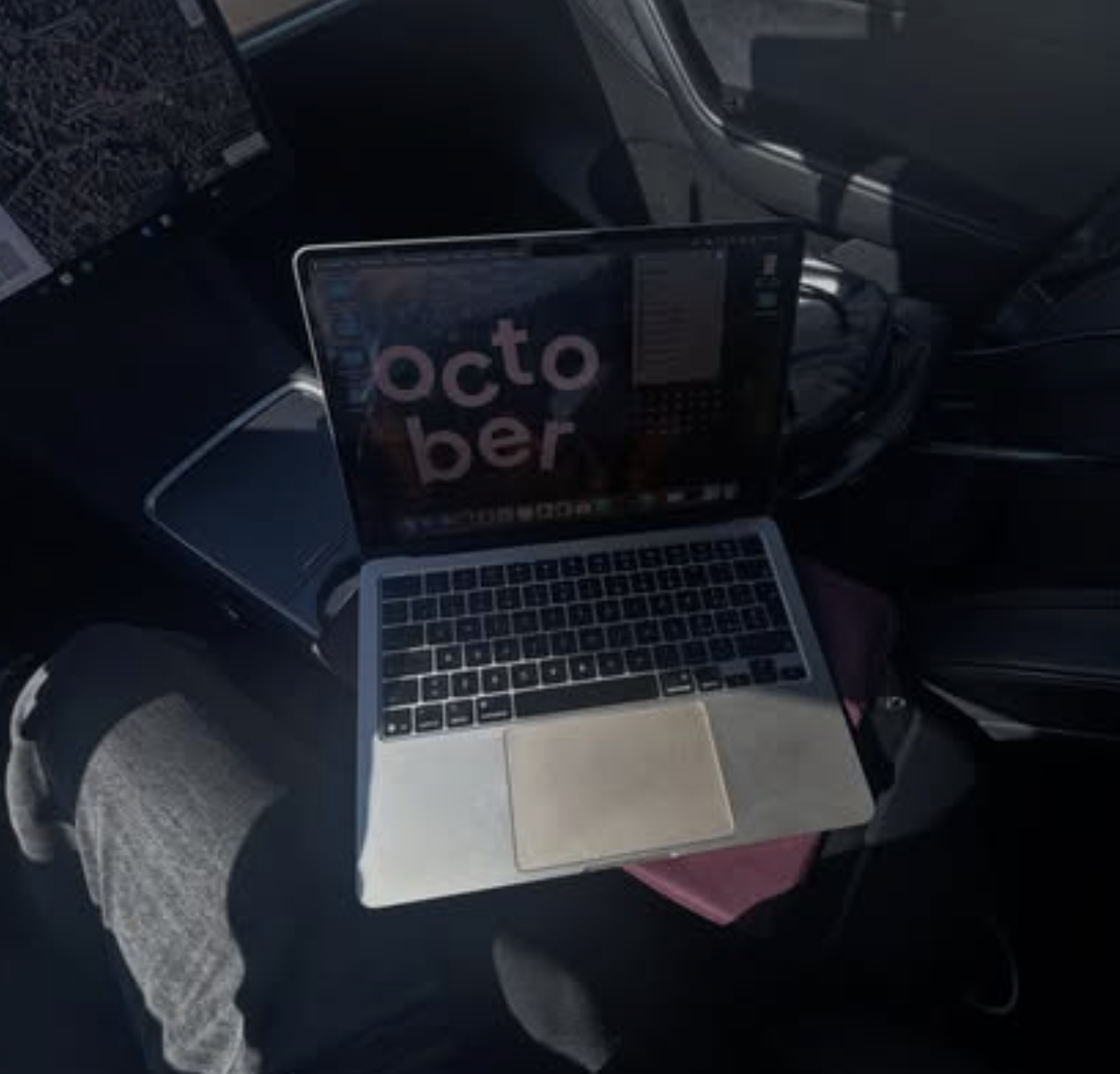 Dettaglio identità visiva e posizionamento